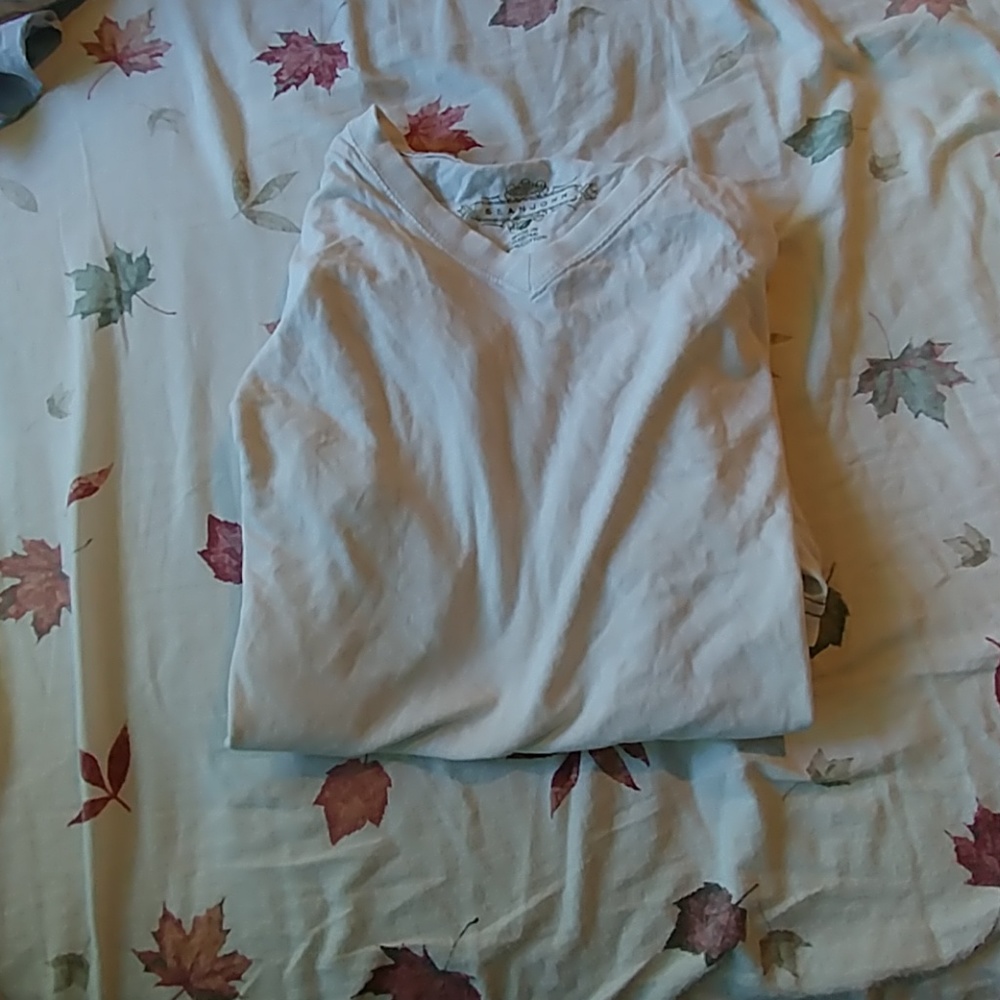 Shirt - Picture 2 of 4